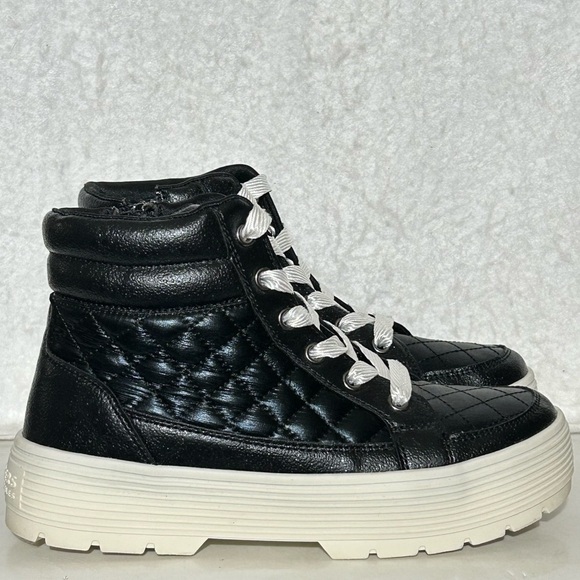 Skechers Girls Black Street-Elevated Quilted Platform Sneakers Shoes SZ US 4 - Picture 1 of 12